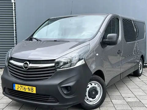 Opel Vivaro Combi BWJ 11-2015 | 1.6 CDTI L2H1 9 PERSOONS | TREKHAAK | AIRCO | NAVI | PDC | CRUISE | 