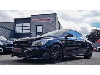 Mercedes-Benz CLA-klasse 180 |CLA45 LOOK |Stoelverwarming | Bluetooth | Pano | Sportstoelen | Sfeerv