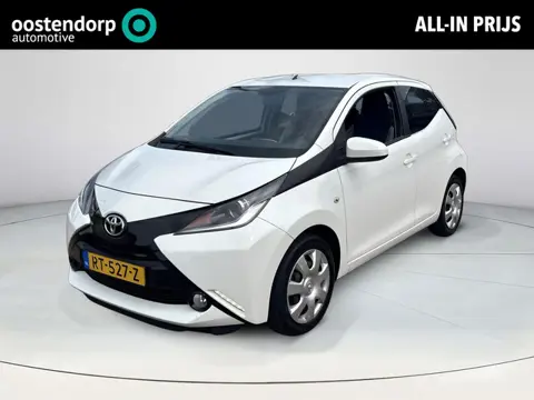Toyota Aygo 1.0 VVT-i x-play | Achteruitrijcamera | Airco | Rijklaarprijs!