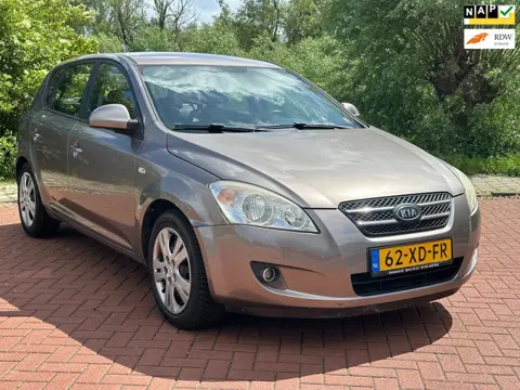Kia Cee'd 1.4 X-ecutive Nap/Airco