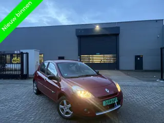 Renault Clio 1.5 dCi 20th Anniv Navigatiesysteem Clima