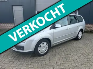 Ford Focus Wagon 1.6-16V Trend-CLima-Trekhaak-Cruisecontrol-NAP!