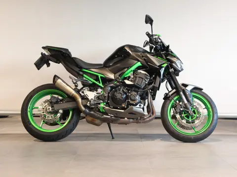 Kawasaki Z 900 35KW (bj 2024)