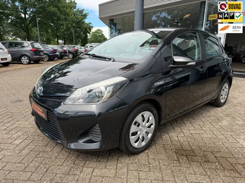 Toyota Yaris 1.5 Full Hybrid Aspiration, Automaat, Camera, etc