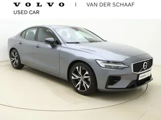Volvo S60 T6 AWD Twin Engine R-Design | Sportstoelen | Trekhaak | Hemel donker | Camera achter | Sto
