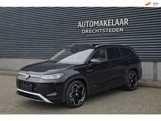 Volkswagen Tayron 1.5 eTSI 7 zits/ Pano/ 20 inch R-line/ Trekhaak/ Garantie/ Top auto!