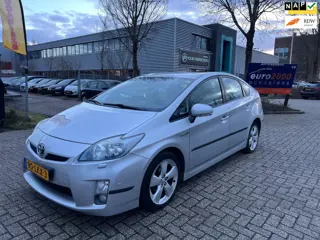 Toyota Prius 1.8 - LEDER - CAMERA - DEALER ONDERHOUDEN !
