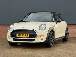 MINI COOPER 1.5 Business Navigatie / Bluetooth