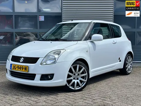 Suzuki Swift 1.5 Exclusive | CarPlay | Airco | Stoelverwarming | Electr. ramen