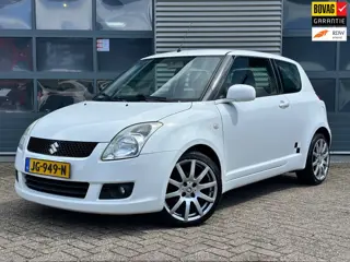 Suzuki Swift 1.5 Exclusive | CarPlay | Airco | Stoelverwarming | Electr. ramen