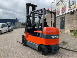 Toyota 7FBM35 3500KG 5.50METER HEFTRUCK (bj 2011)