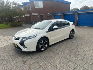 Opel Ampera 1.4 Hybrid Black Leather White Pearl Metallic NW APK