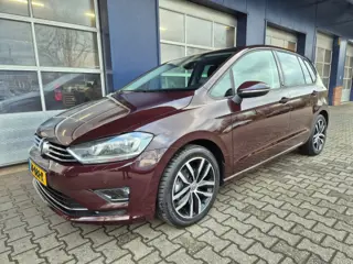 VOLKSWAGEN GOLF SPORTSVAN 1.2 TSI Highline Business, Trekhaak, Stoelverwarming, Carplay, Navi, ALL IN prijs!