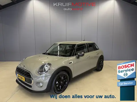 MINI Mini 1.5 One (bj 2018, automaat)