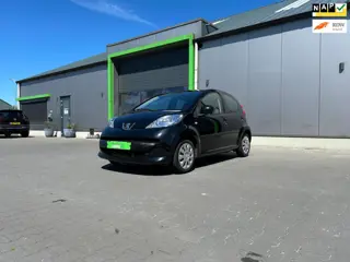 Peugeot 107 1.0-12V XS| | Zuinig | Lage Kosten | Ideale Starter| Airco| Lage wegenbelasting|
