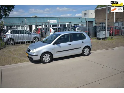 Volkswagen Polo 1.4-16V