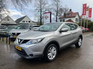 NISSAN QASHQAI 1.2 ACENTA / NAVI / CRUISE CTR. / CAMERA / STOELVERW. / 17'' LMV / DAB