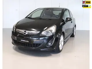 Opel Corsa 1.4-16V Cosmo | Direct beschikbaar!