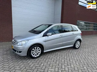 Mercedes-Benz B-klasse 200 Automaat Airco Isofix Afn Trekhaak 2e Eig