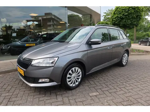 Škoda Fabia Combi 1.0 TSI Ambition (bj 2022)