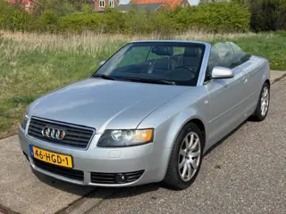 Audi A4 Cabriolet 1.8 Turbo Pro Line Automaat ECC Audio/CD ESP Cruisecontrol ABS Electric pakket Led