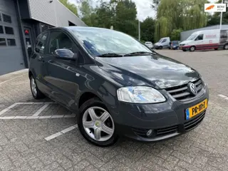 Volkswagen Fox 1.2 Trendline - Stoelverwarming - NW KOPPELING - AIRCO -