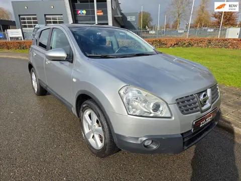 Nissan Qashqai 1.6 Visia airco panoramadak zeer mooie auto