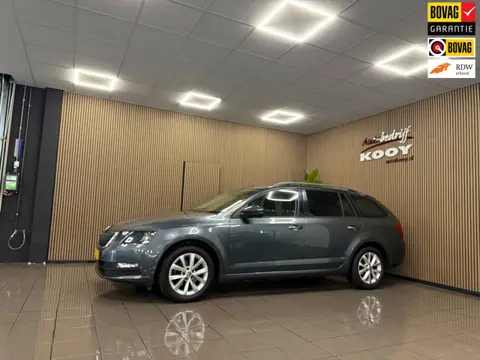 Skoda Octavia Combi 1.5 TSI Greentech Ambition Business * Automaat / Trekhaak / Carplay / Parkeersen