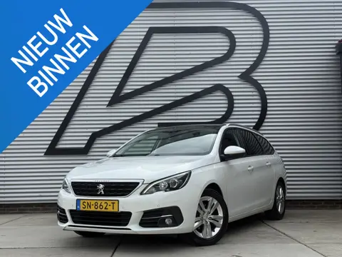 Peugeot 308 SW 1.2 PureTech Blue Lease Executive 2e Eigenaar|Navi|Clima|Cruise|Pano|Trekhaak|Carplay
