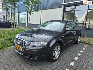Audi A3 Sportback 2.0 FSI Attraction DSG Automaat Apple/Andriod Carplay Airco Trekhaak