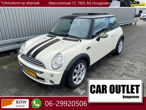 MINI Cooper 1.6 Cooper Pepper Leer/Stof, A/C, Stoelvw, Pano, LM, – Inruil Mogelijk –
