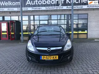 Opel Corsa 1.4-16V Cosmo