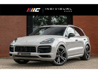 Porsche Cayenne 3.0 E-Hybrid Platinum Edition 4-Wielsturing VOLL