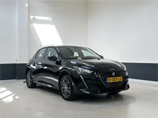 Peugeot 208 1.2 PureTech Active Pack | Apple Carplay/ Android Auto | NL | 2 Eig | Trekhaak | PDC |