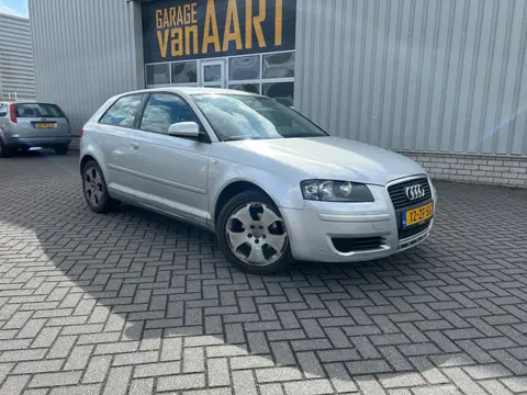 Audi A3 1.6 Attraction Pro Line | CLIMATE | CRUISE | APK 06-2027 |
