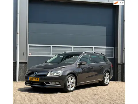 Volkswagen Passat Variant 1.8 TSI Highline bj.2011 Navi|Leder|Clima|Nap.