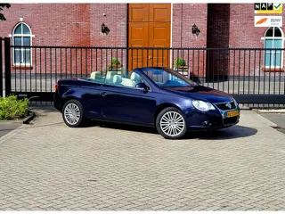 Volkswagen Eos 2.0-16v FSI / Cabrio / Airco / Stoelverwarming / Nieuwe Apk / Trekhaak