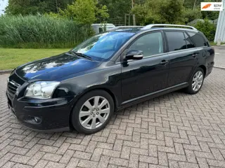 Toyota Avensis Wagon 2.0 VVTi Luna Business LEDER STOELVERWARMING CLIMA NAVI CRUISE