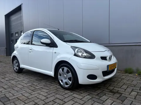 Toyota Aygo 1.0-12V Dynamic|Airco|NAP|Elektrisch pakket