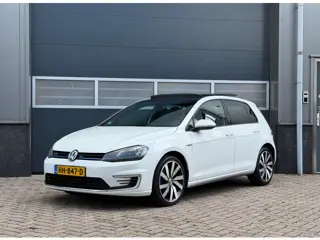 Volkswagen Golf 1.4 TSI GTE bj.2015 Pano|Navi|Leder|Pdc|Nap.