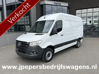 Mercedes-Benz Sprinter 317 CDI L2 H2 360 Camera / Trekhaak / MBUX / Navigatie / Parkeersensoren / Cr
