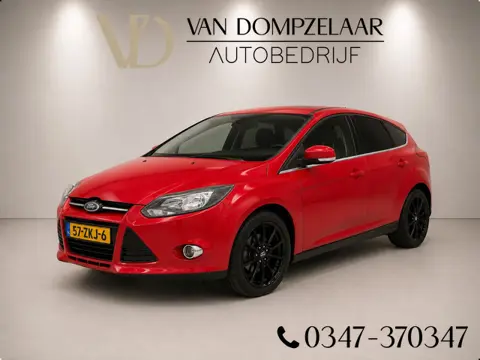 Ford Focus 1.0 EcoB / 101PK / 5-DEURS / /TITANIUM / NAVI / CAMERA / CRUISE.C / TREKH. /
