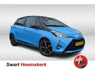 Toyota Yaris 1.5 Hybrid SkyBlue | NL auto | Navi | Panoramadak | Cruise | Parkeercamera