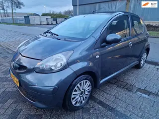 Toyota Aygo 1.0-12V +, Automaat, Apk, Nap, Goed rijdend, Inruil mogelijk.