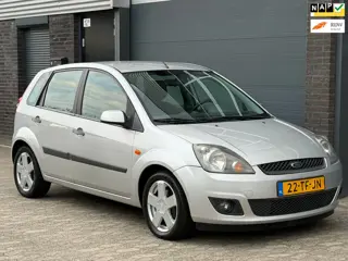 Ford Fiesta 1.4-16V Futura Airco 5deurs Nieuw APK