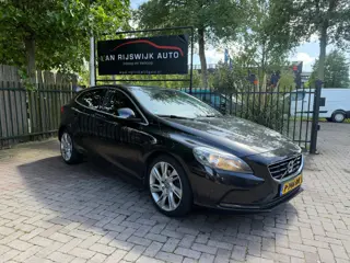 Volvo V40 1.6 T3 Momentum Camera Airco Cruise-con