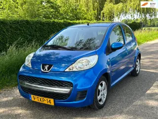 Peugeot 107 1.0-12V XR / Airco