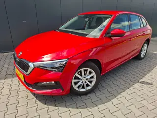 Skoda Scala 1.5 TSI Business Edition virtual dashboard Carplay automaat