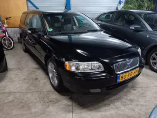 Volvo V70 2.4 140PK (bj 2007)