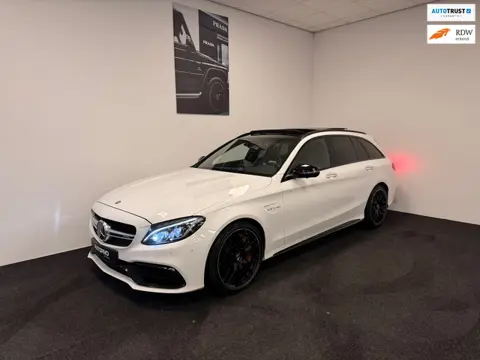 Mercedes-Benz C-klasse Estate AMG C63S 510pk // Burmester // Schaal stoelen// Panorama open dak // 3